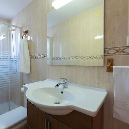 Holiday home Sunny *